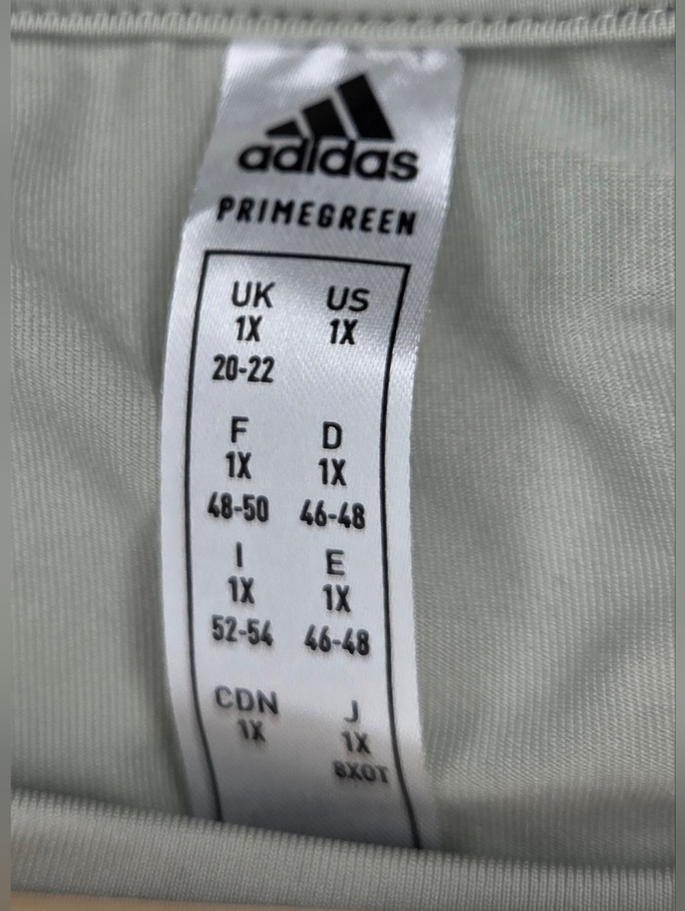 Adidas plus size women's boxy athletic shirt, light green, size 1X, like new - Picture 6 of 9